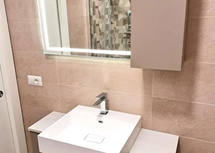 Apartment San Giovanni Metro Flat Rome