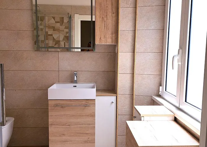 San Giovanni Metro Flat Apartment *