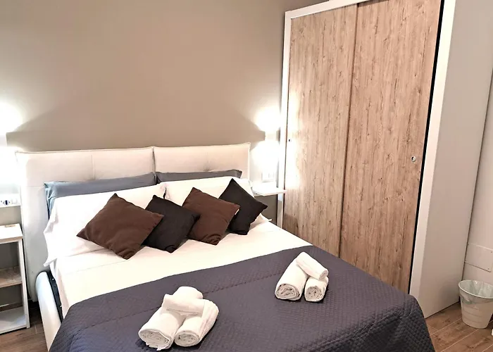 Apartment San Giovanni Metro Flat *