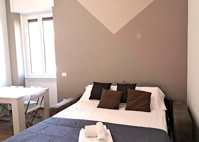 Apartment San Giovanni Metro Flat
